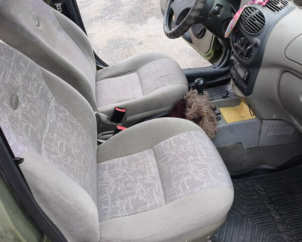 Зеленый ВАЗ 1117 Калина, объемом двигателя 1.39 л и пробегом 119 тыс. км за 3000 $, фото 4 на Automoto.ua