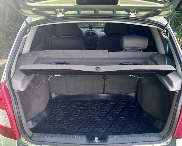 Зеленый ВАЗ 1117 Калина, объемом двигателя 1.39 л и пробегом 160 тыс. км за 3950 $, фото 12 на Automoto.ua