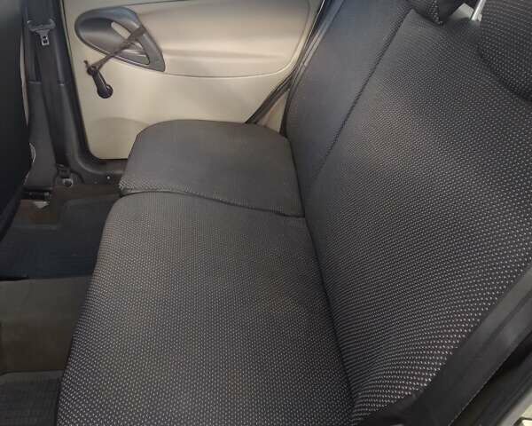 Зелений ВАЗ 1117 Калина, об'ємом двигуна 1.39 л та пробігом 110 тис. км за 3400 $, фото 3 на Automoto.ua