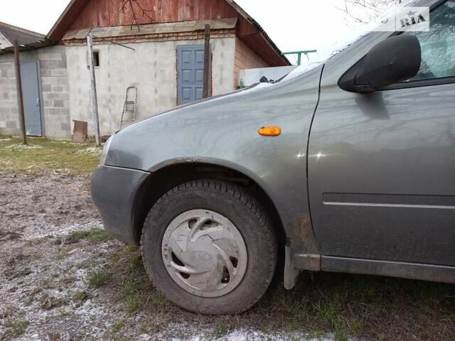 Сірий ВАЗ 1118, об'ємом двигуна 1.6 л та пробігом 160 тис. км за 2000 $, фото 2 на Automoto.ua