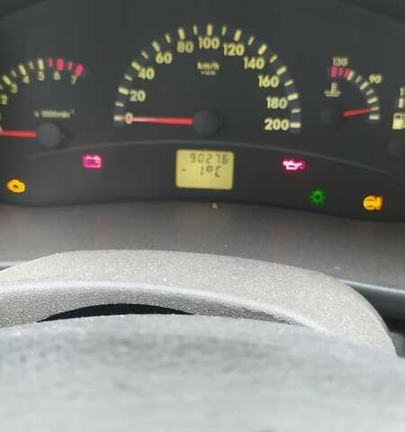Серый ВАЗ 1118, объемом двигателя 1.6 л и пробегом 92 тыс. км за 3900 $, фото 6 на Automoto.ua
