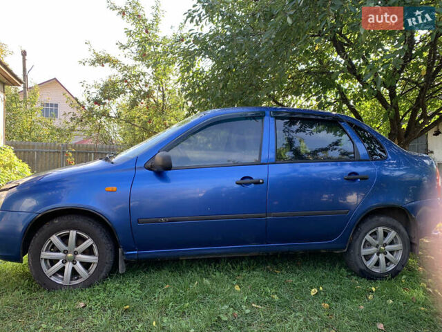 Синий ВАЗ 1118, объемом двигателя 1.6 л и пробегом 135 тыс. км за 2400 $, фото 5 на Automoto.ua