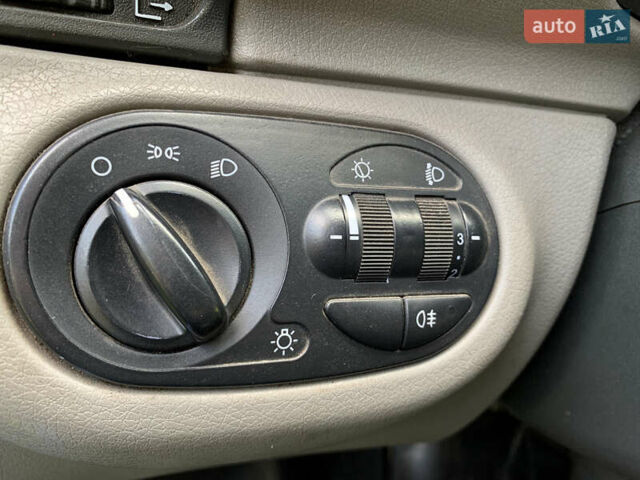 Синий ВАЗ 1118, объемом двигателя 1.6 л и пробегом 135 тыс. км за 2400 $, фото 28 на Automoto.ua