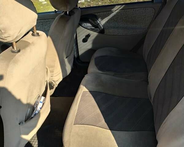 Синий ВАЗ 1118, объемом двигателя 1.6 л и пробегом 196 тыс. км за 2200 $, фото 8 на Automoto.ua