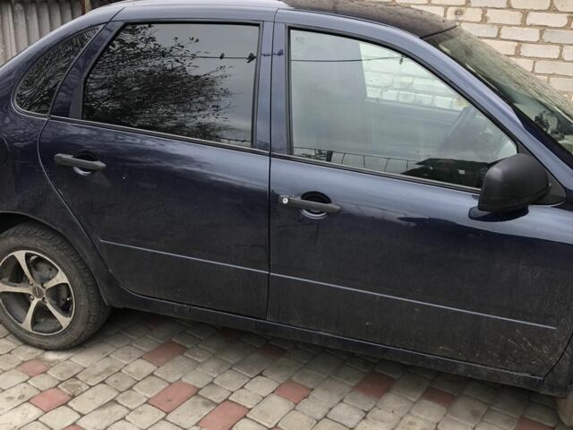 Синий ВАЗ 1118, объемом двигателя 1.6 л и пробегом 2 тыс. км за 2300 $, фото 4 на Automoto.ua