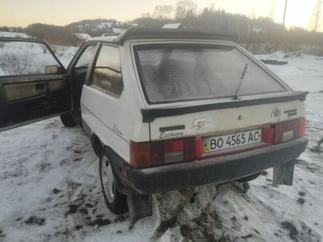 Білий ВАЗ 1119 Калина, об'ємом двигуна 1 л та пробігом 450 тис. км за 597 $, фото 3 на Automoto.ua