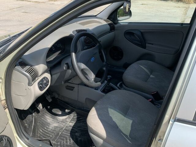 Бежевый ВАЗ 1119 Калина, объемом двигателя 1.6 л и пробегом 113 тыс. км за 2500 $, фото 7 на Automoto.ua