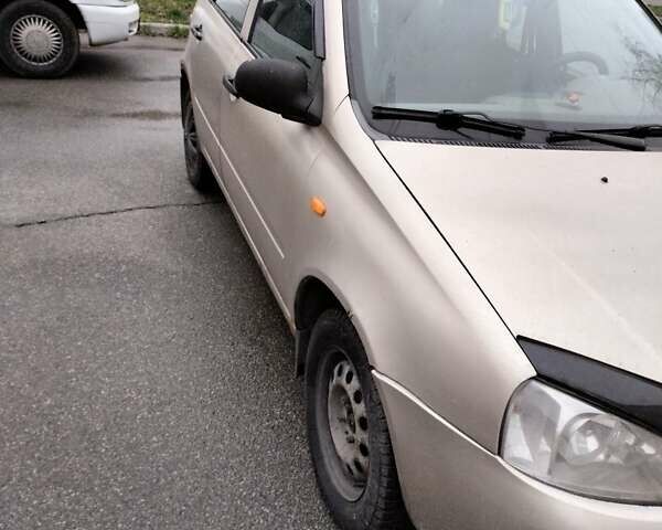 Бежевый ВАЗ 1119 Калина, объемом двигателя 1.6 л и пробегом 259 тыс. км за 1800 $, фото 2 на Automoto.ua