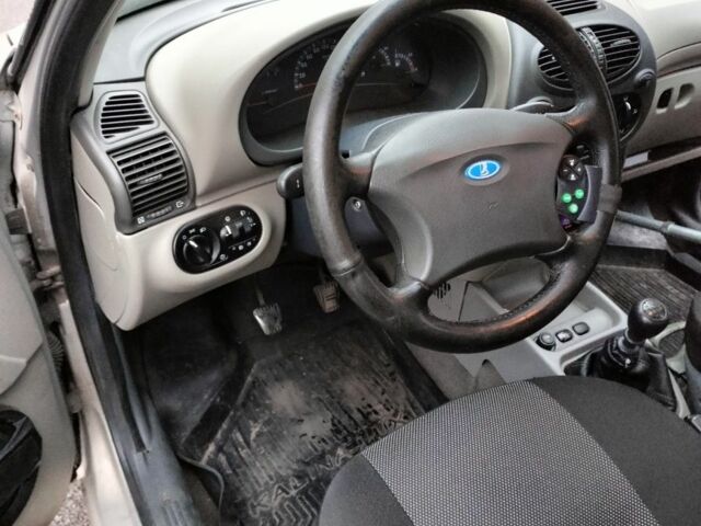 Бежевий ВАЗ 1119 Калина, об'ємом двигуна 1.6 л та пробігом 259 тис. км за 1800 $, фото 2 на Automoto.ua