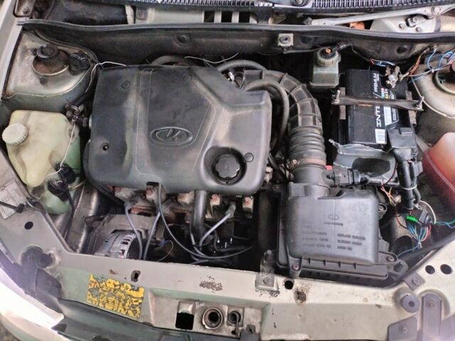 Бежевий ВАЗ 1119 Калина, об'ємом двигуна 1.6 л та пробігом 259 тис. км за 1800 $, фото 1 на Automoto.ua