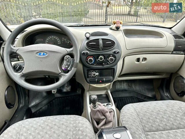 Бежевый ВАЗ 1119 Калина, объемом двигателя 1.6 л и пробегом 150 тыс. км за 2200 $, фото 7 на Automoto.ua