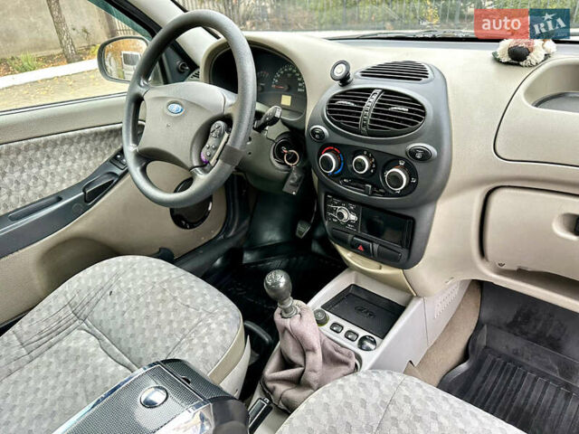 Бежевый ВАЗ 1119 Калина, объемом двигателя 1.6 л и пробегом 150 тыс. км за 2200 $, фото 9 на Automoto.ua