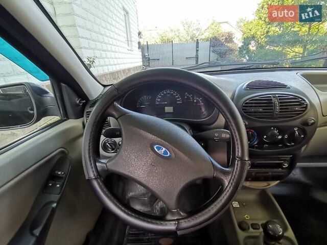 Чорний ВАЗ 1119 Калина, об'ємом двигуна 1.39 л та пробігом 57 тис. км за 2799 $, фото 7 на Automoto.ua