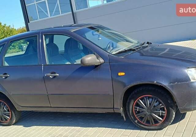 Фиолетовый ВАЗ 1119 Калина, объемом двигателя 1.6 л и пробегом 290 тыс. км за 1550 $, фото 7 на Automoto.ua