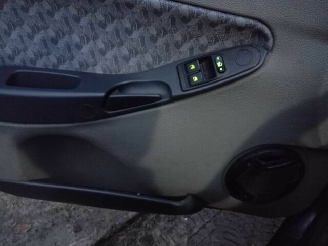 Фіолетовий ВАЗ 1119 Калина, об'ємом двигуна 1.6 л та пробігом 260 тис. км за 1800 $, фото 7 на Automoto.ua