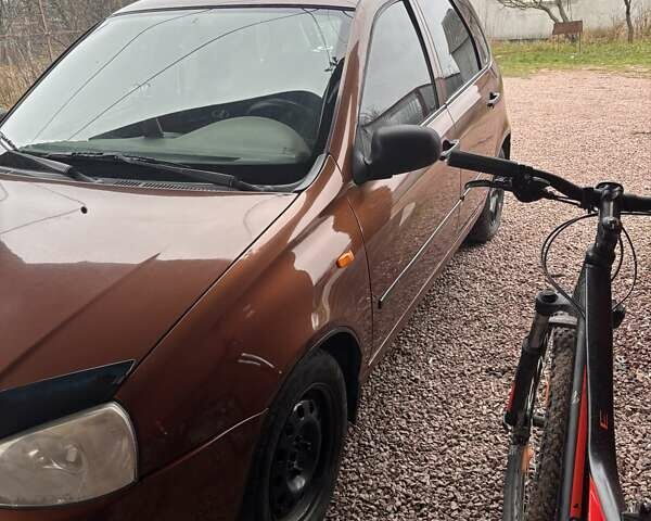 Коричневый ВАЗ 1119 Калина, объемом двигателя 1.6 л и пробегом 165 тыс. км за 1750 $, фото 2 на Automoto.ua