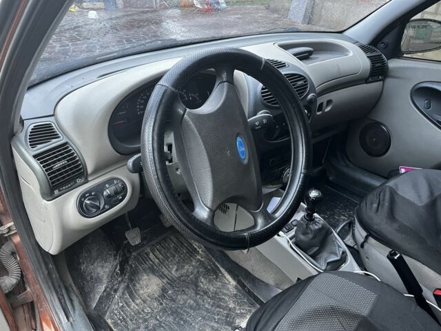 Коричневий ВАЗ 1119 Калина, об'ємом двигуна 1.6 л та пробігом 156 тис. км за 1400 $, фото 8 на Automoto.ua