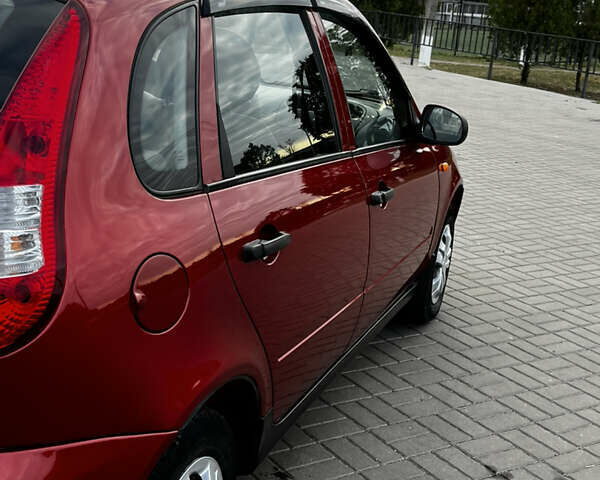 Красный ВАЗ 1119 Калина, объемом двигателя 1.6 л и пробегом 70 тыс. км за 2950 $, фото 7 на Automoto.ua