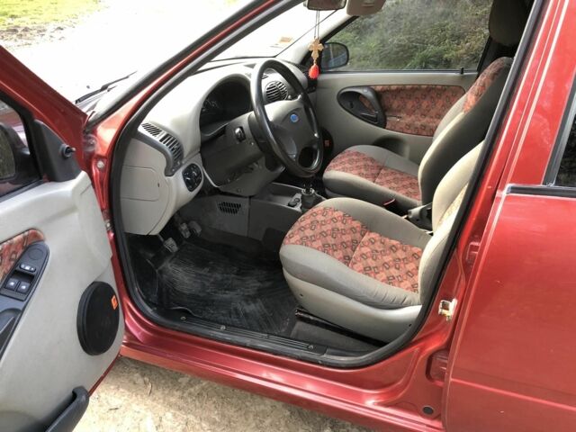 ВАЗ 1119 Калина 2007 у Тернополі на Automoto.ua Червоний ВАЗ 1119 Калина, об'ємом двигуна 1.6 л та пробігом 190 тис. км за 1700 $, фото 10 на Automoto.ua