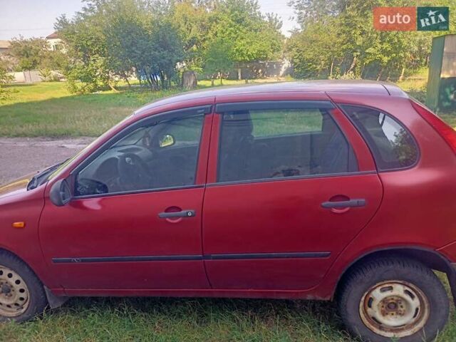 Красный ВАЗ 1119 Калина, объемом двигателя 1.6 л и пробегом 270 тыс. км за 1700 $, фото 1 на Automoto.ua