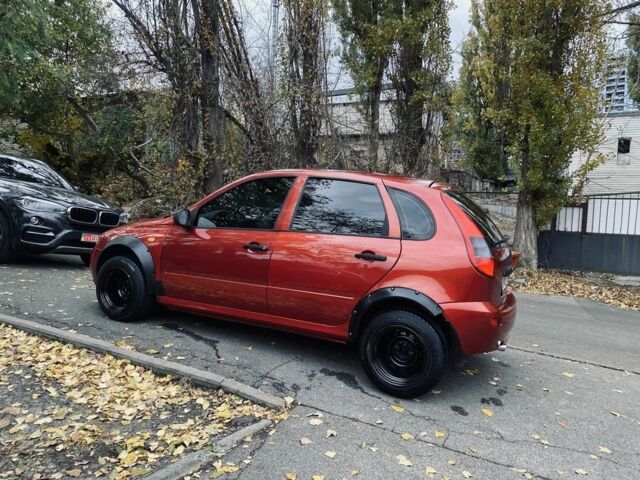 Красный ВАЗ 1119 Калина, объемом двигателя 1.4 л и пробегом 170 тыс. км за 1700 $, фото 2 на Automoto.ua