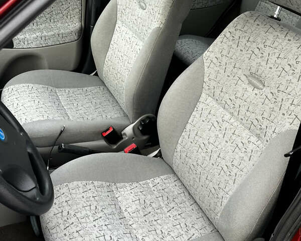Красный ВАЗ 1119 Калина, объемом двигателя 1.6 л и пробегом 70 тыс. км за 2950 $, фото 12 на Automoto.ua