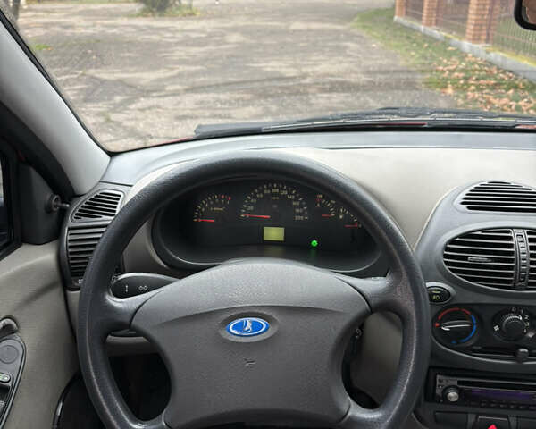 Красный ВАЗ 1119 Калина, объемом двигателя 1.6 л и пробегом 24 тыс. км за 4200 $, фото 16 на Automoto.ua