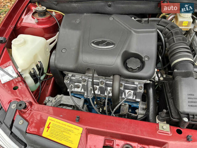 Красный ВАЗ 1119 Калина, объемом двигателя 1.6 л и пробегом 24 тыс. км за 4200 $, фото 24 на Automoto.ua