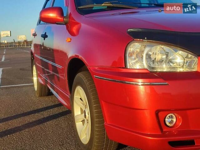 Червоний ВАЗ 1119 Калина, об'ємом двигуна 1.6 л та пробігом 147 тис. км за 4100 $, фото 3 на Automoto.ua