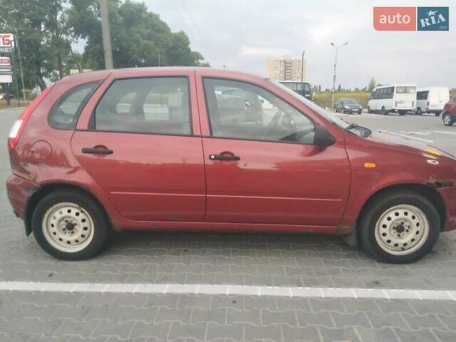 ВАЗ 1119 Калина 2008 у Києві на Automoto.ua Червоний ВАЗ 1119 Калина, об'ємом двигуна 1.6 л та пробігом 270 тис. км за 1500 $, фото 2 на Automoto.ua