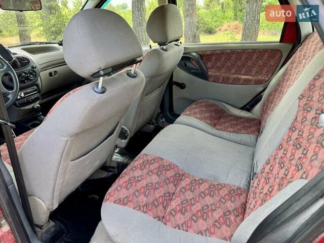 Красный ВАЗ 1119 Калина, объемом двигателя 1.6 л и пробегом 120 тыс. км за 1599 $, фото 19 на Automoto.ua