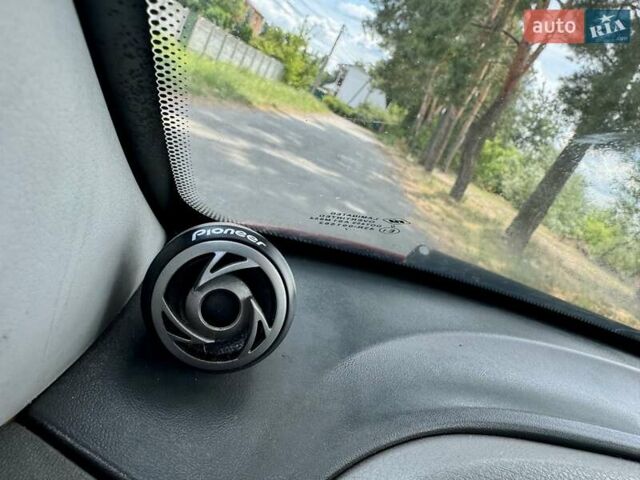 Красный ВАЗ 1119 Калина, объемом двигателя 1.6 л и пробегом 120 тыс. км за 1599 $, фото 17 на Automoto.ua