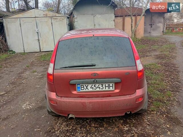 Красный ВАЗ 1119 Калина, объемом двигателя 1.6 л и пробегом 153 тыс. км за 2200 $, фото 3 на Automoto.ua