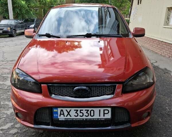 Красный ВАЗ 1119 Калина, объемом двигателя 1.6 л и пробегом 135 тыс. км за 3200 $, фото 4 на Automoto.ua