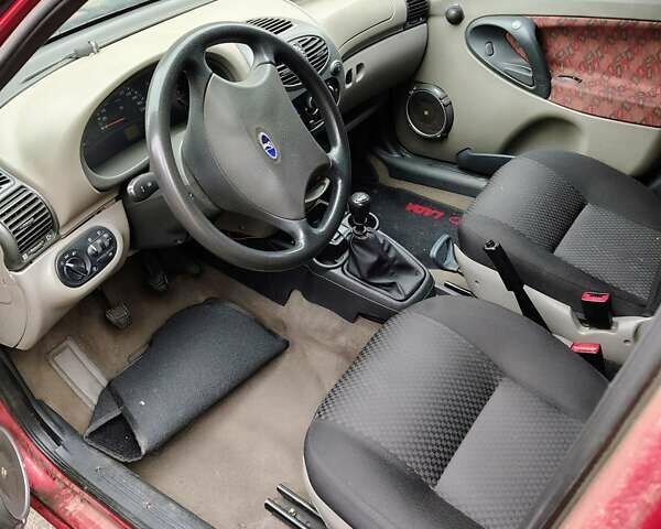 Красный ВАЗ 1119 Калина, объемом двигателя 1.6 л и пробегом 270 тыс. км за 1500 $, фото 8 на Automoto.ua