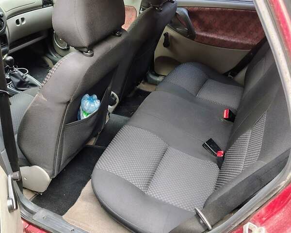 Красный ВАЗ 1119 Калина, объемом двигателя 1.6 л и пробегом 270 тыс. км за 1500 $, фото 3 на Automoto.ua