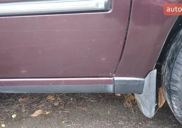 ВАЗ 1119 Калина 2010 у Рівному на Automoto.ua Червоний ВАЗ 1119 Калина, об'ємом двигуна 1.6 л та пробігом 132 тис. км за 2300 $, фото 10 на Automoto.ua