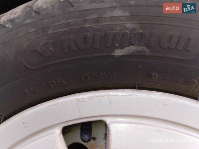 Червоний ВАЗ 1119 Калина, об'ємом двигуна 1.39 л та пробігом 83 тис. км за 2300 $, фото 14 на Automoto.ua