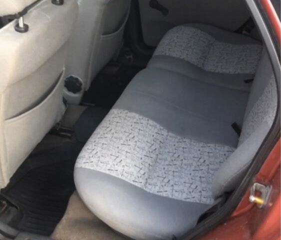 Красный ВАЗ 1119 Калина, объемом двигателя 1.6 л и пробегом 290 тыс. км за 2200 $, фото 3 на Automoto.ua