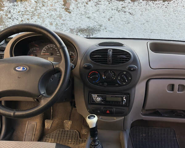 ВАЗ 1119 Калина, объемом двигателя 1.6 л и пробегом 250 тыс. км за 1850 $, фото 9 на Automoto.ua