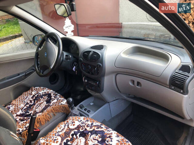 ВАЗ 1119 Калина, объемом двигателя 1.4 л и пробегом 156 тыс. км за 2000 $, фото 3 на Automoto.ua