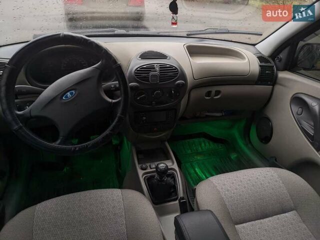 ВАЗ 1119 Калина, объемом двигателя 1.6 л и пробегом 70 тыс. км за 2900 $, фото 9 на Automoto.ua