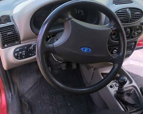 ВАЗ 1119 Калина, объемом двигателя 1.6 л и пробегом 187 тыс. км за 2350 $, фото 5 на Automoto.ua