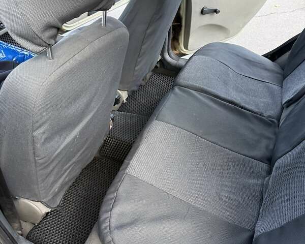 Желтый ВАЗ 1119 Калина, объемом двигателя 1.6 л и пробегом 58 тыс. км за 3100 $, фото 16 на Automoto.ua