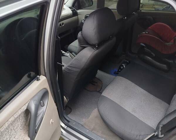 Сірий ВАЗ 1119 Калина, об'ємом двигуна 1.6 л та пробігом 199 тис. км за 2100 $, фото 6 на Automoto.ua