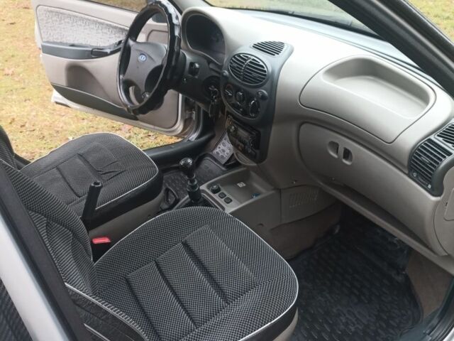 Серый ВАЗ 1119 Калина, объемом двигателя 1.6 л и пробегом 186 тыс. км за 1600 $, фото 3 на Automoto.ua