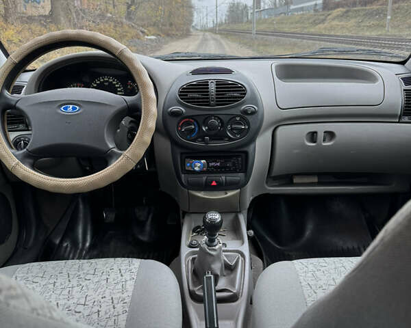 Серый ВАЗ 1119 Калина, объемом двигателя 1.6 л и пробегом 98 тыс. км за 1300 $, фото 6 на Automoto.ua