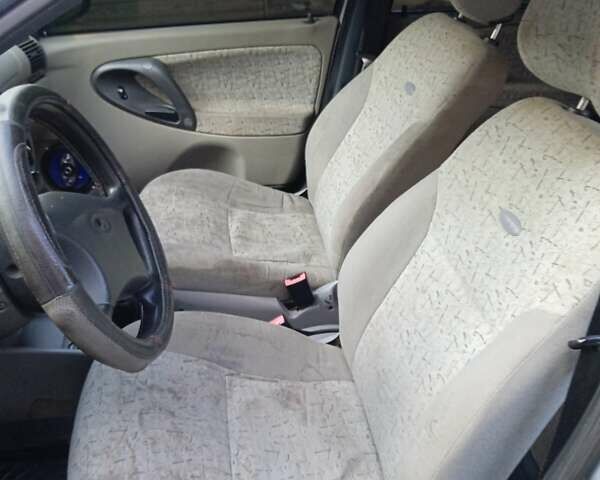 Сірий ВАЗ 1119 Калина, об'ємом двигуна 1.6 л та пробігом 155 тис. км за 1200 $, фото 11 на Automoto.ua