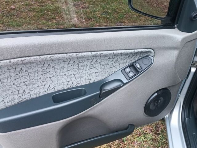 Серый ВАЗ 1119 Калина, объемом двигателя 1.6 л и пробегом 186 тыс. км за 1600 $, фото 4 на Automoto.ua