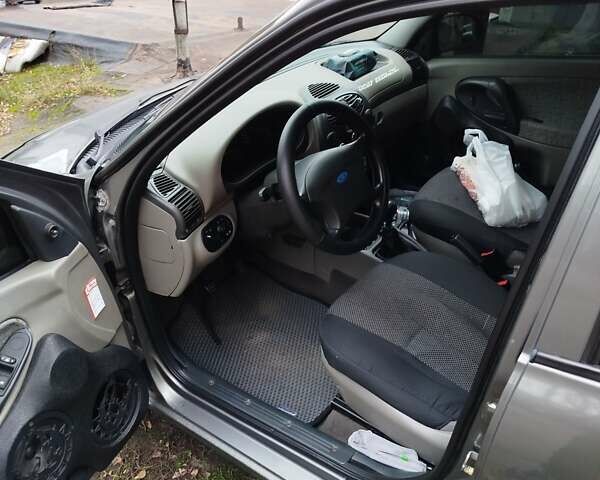 Сірий ВАЗ 1119 Калина, об'ємом двигуна 1.6 л та пробігом 199 тис. км за 2100 $, фото 5 на Automoto.ua